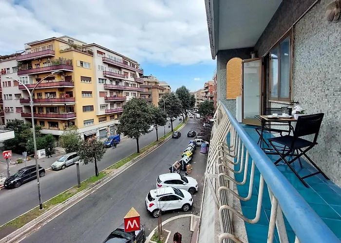4bnb - Cozy Albornoz Flat * Rome